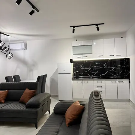 Villa Elysium Garden Belgrade